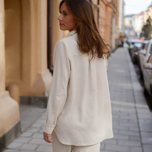 LIVE SHOPPING - In between seasons